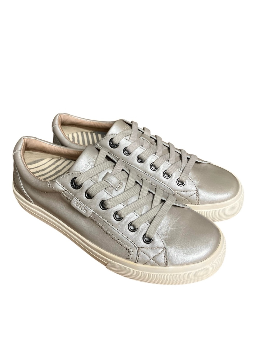 TAOS Plim Soul Lux Leather Sneaker Champagne Women’s 7.5 NWOB